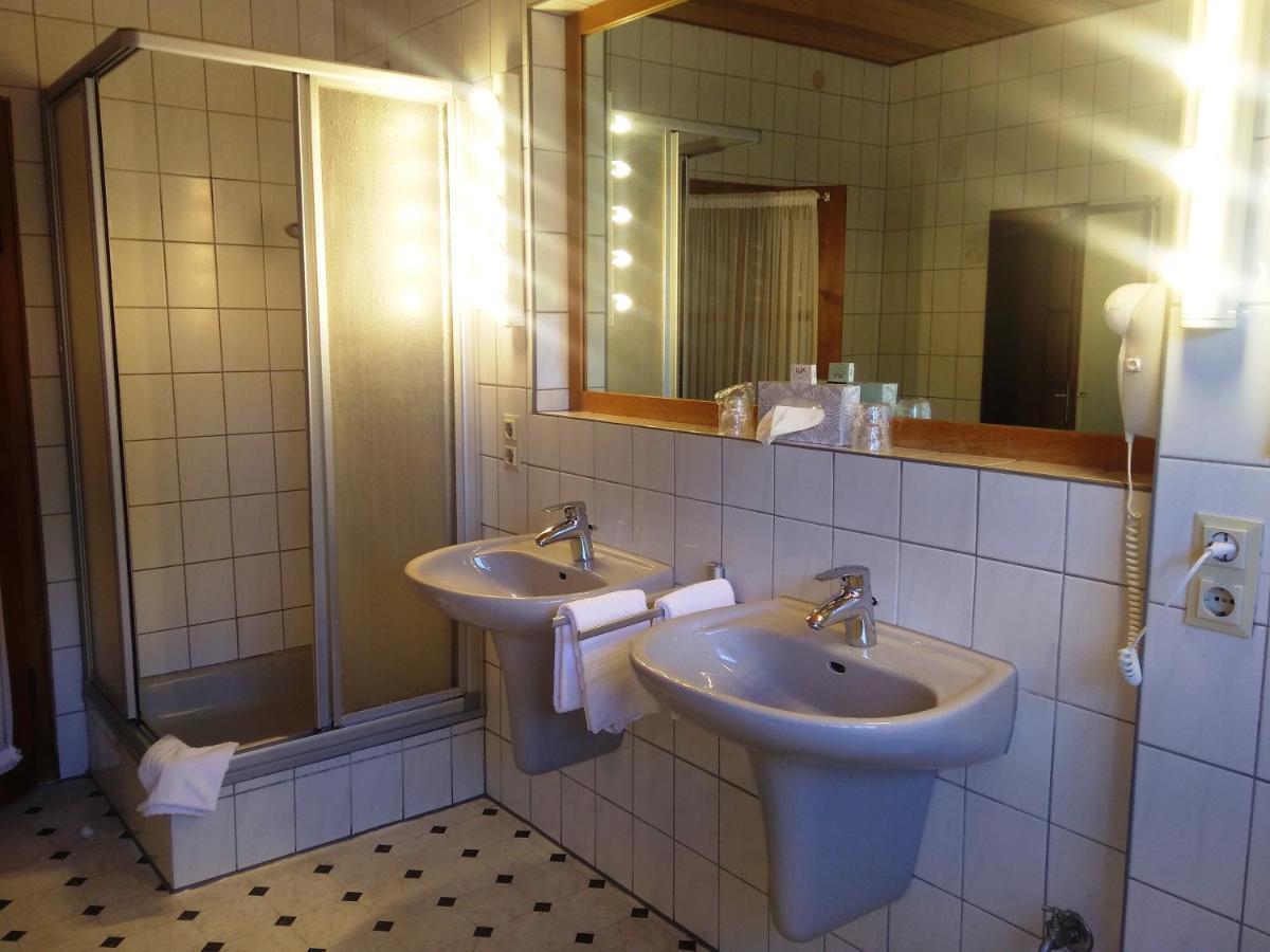 Tepe'S Gasthof Schwarmstedt Bagian luar foto