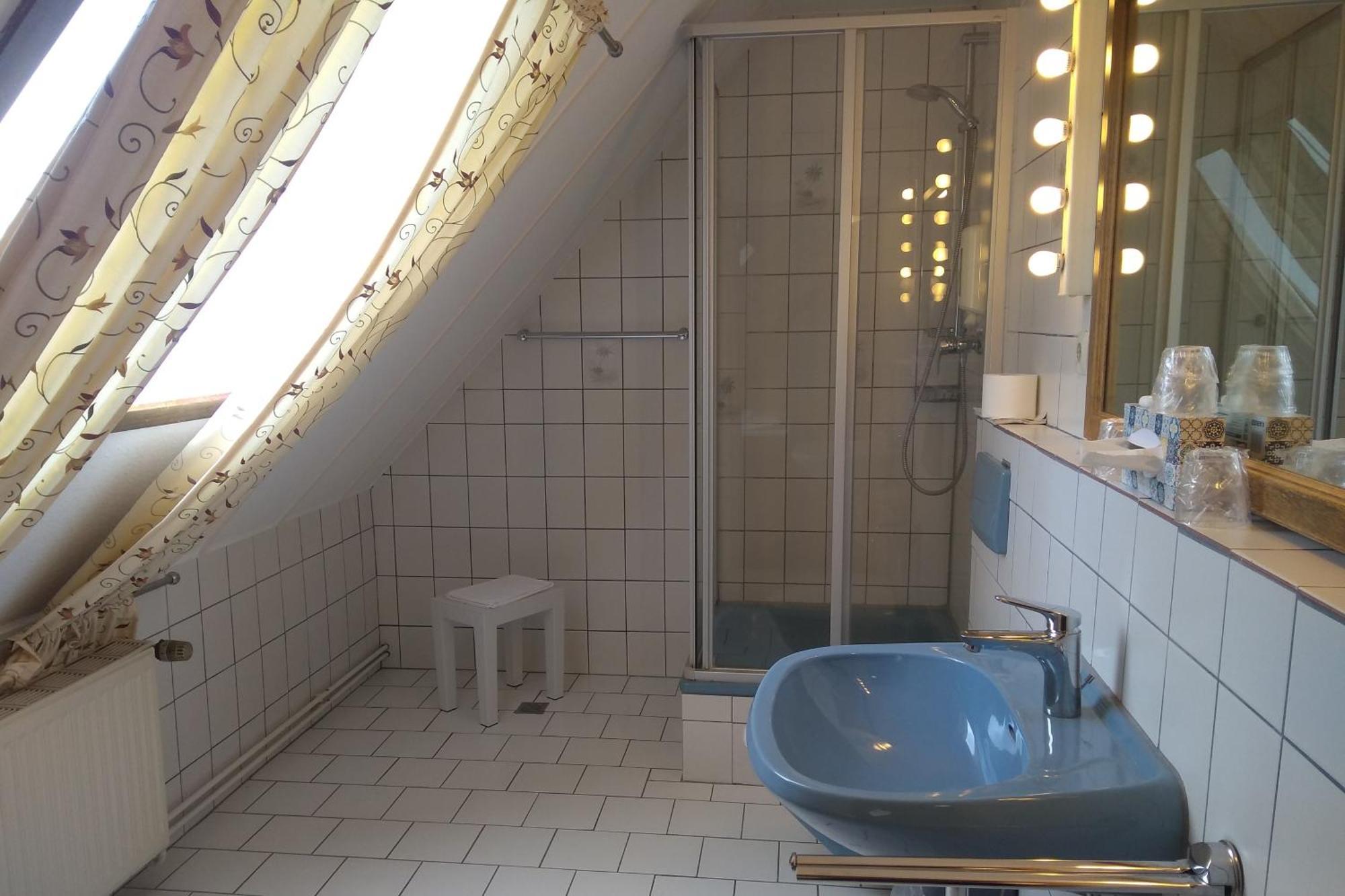 Tepe'S Gasthof Schwarmstedt Ruang foto