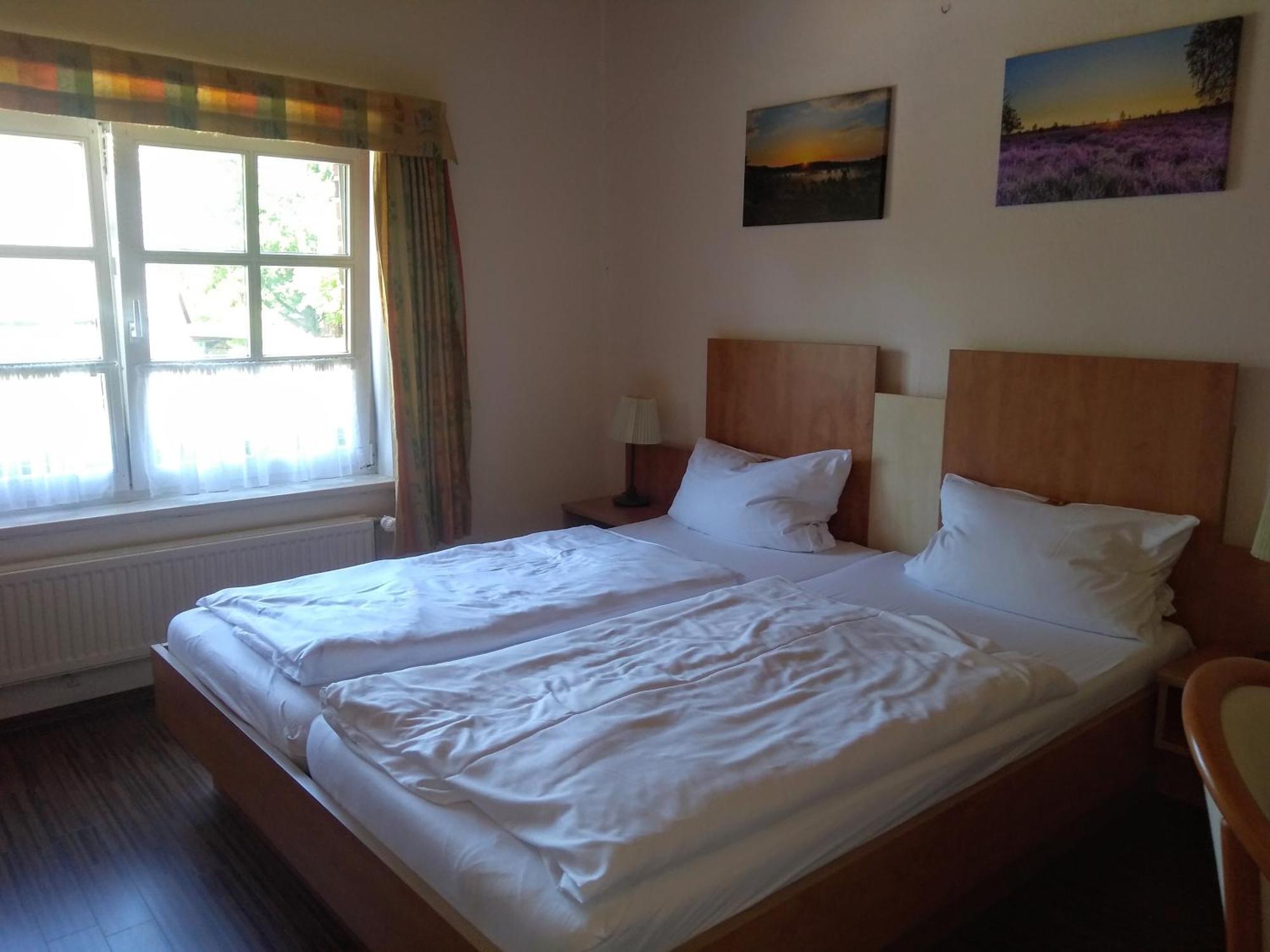 Tepe'S Gasthof Schwarmstedt Ruang foto