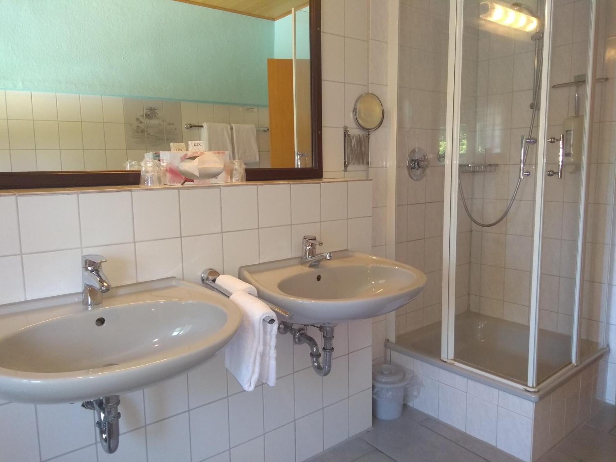 Tepe'S Gasthof Schwarmstedt Ruang foto